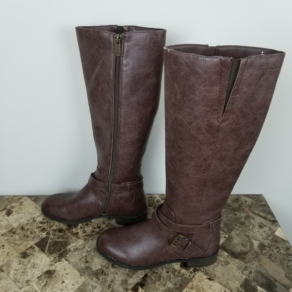 Kenneth Cole Reaction Brown Boots - Picture 3 of 8